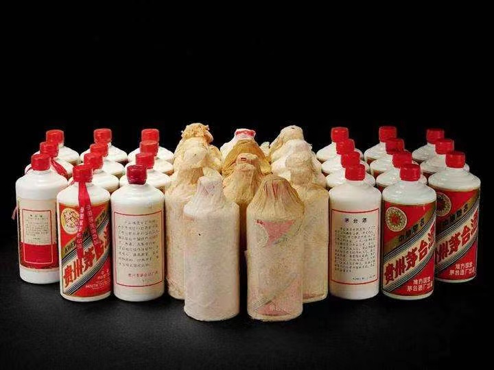 和龙日照岚山回收酒价格哪里回收(附近上门回收茅台酒）?